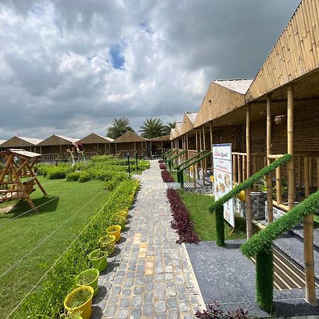 Gopika Resort Vrindāvan Εξωτερικό φωτογραφία